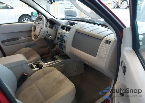 2010 Ford Escape Xlt from USA, damaged, VIN 1FMCU9DG4AKD13261